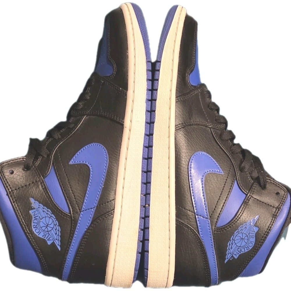 Jordan 1 Retro OG High Royal Men's US Size 10 (EUC) - Picture 9 of 15